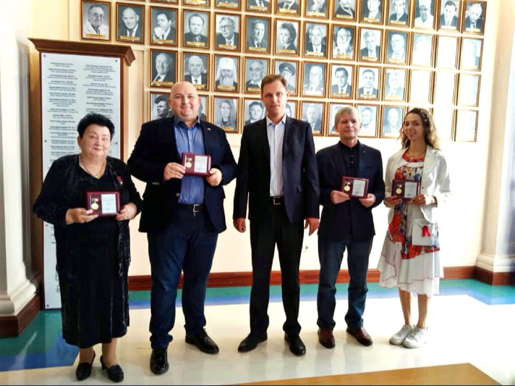 Награждение памятными знаками "За труд на благо города" в г. Новосибирск
